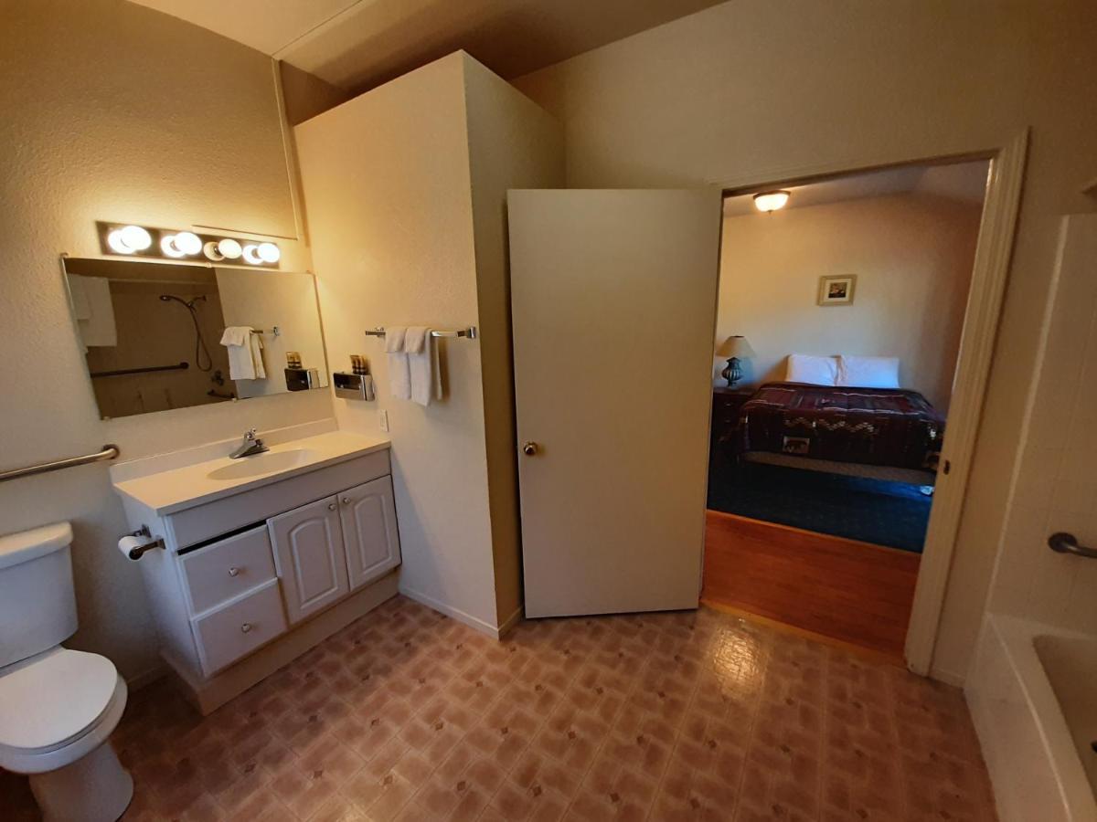 Alta Sierra Village Inn Грас Вали Стая снимка